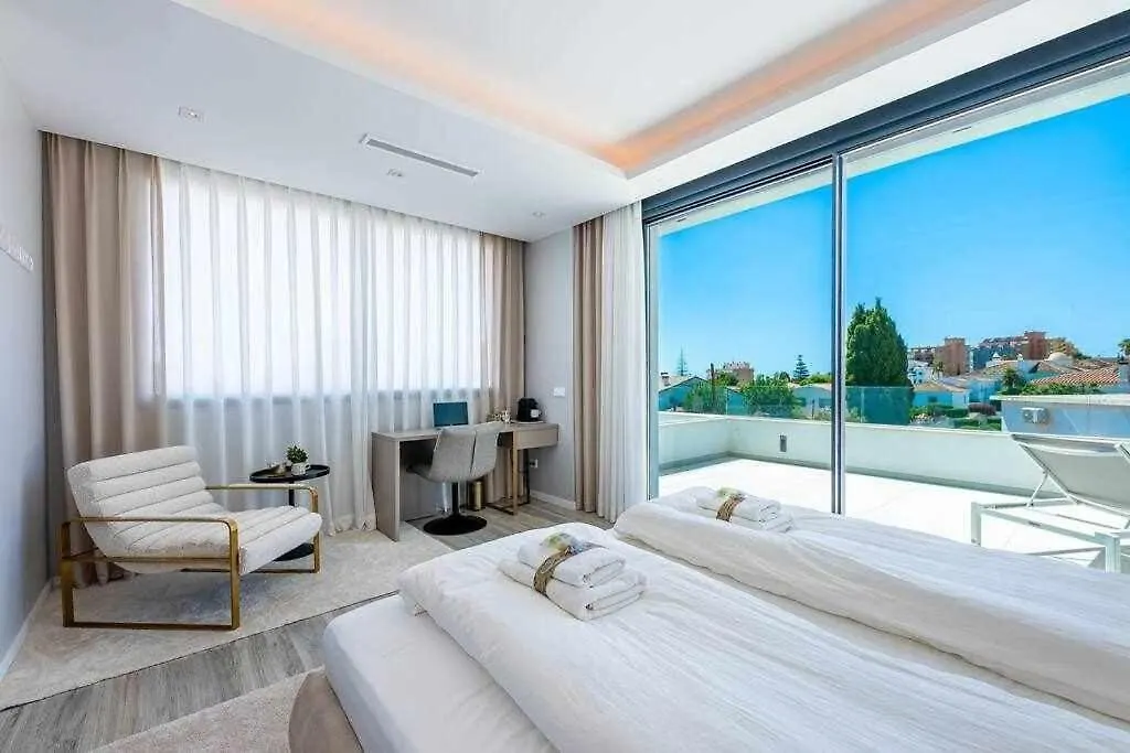 797 Holiday Rentals - Lujosa Y Moderna Villa En Puerto Marina Benalmádena Spanje